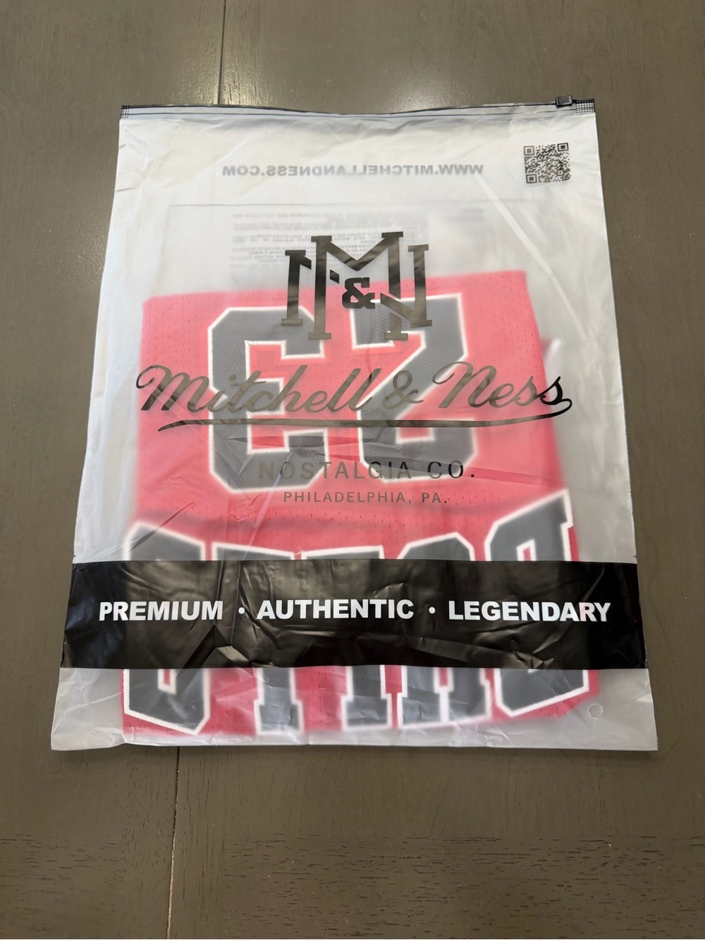 Red Jordan Jerseys - Picture 4 of 5